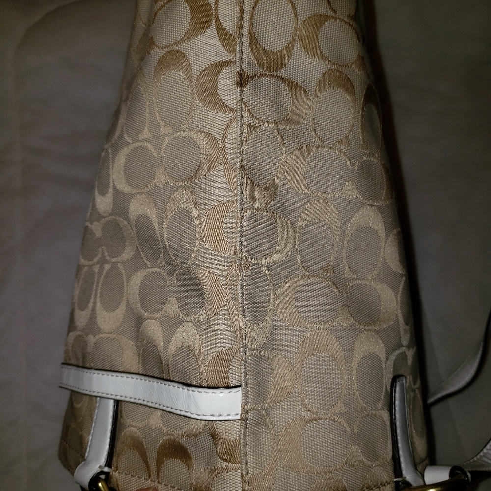 Coach tote - Picture 4 of 13